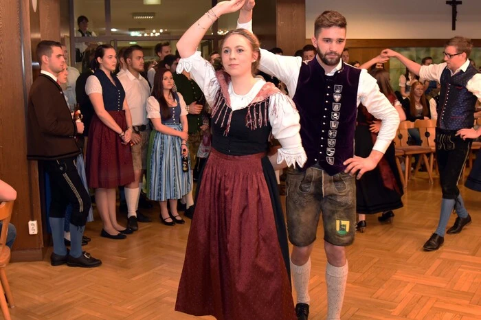Bitte klicken Sie sich durch die Bilder . . .