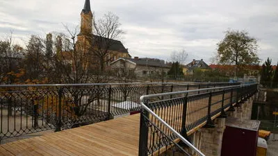 Letzte Arbeiten am Elisabethsteg