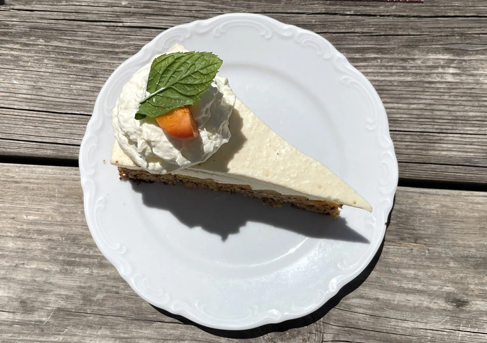Pfirsich-Eierlikörtorte.