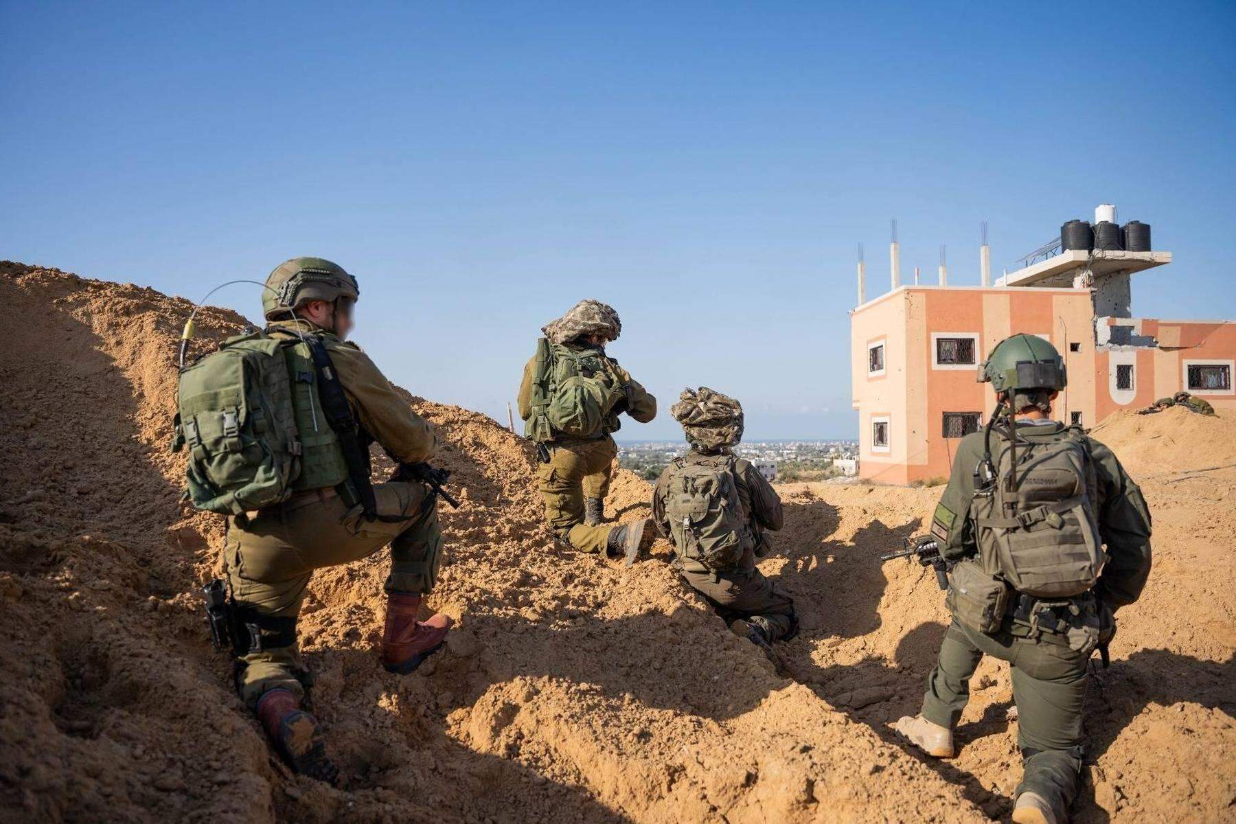 Erschreckende Bilanz | Israel lehnt Waffenstillstand ab, bereits 16.800 Tote im Gazastreifen