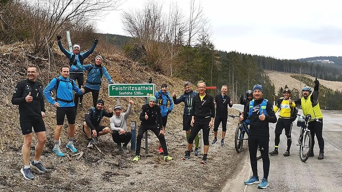 Zwölf Läufer und drei Radfahrer schafften es nach der Weizer Bezirksdurchquerung bis zum Feistritzsattel