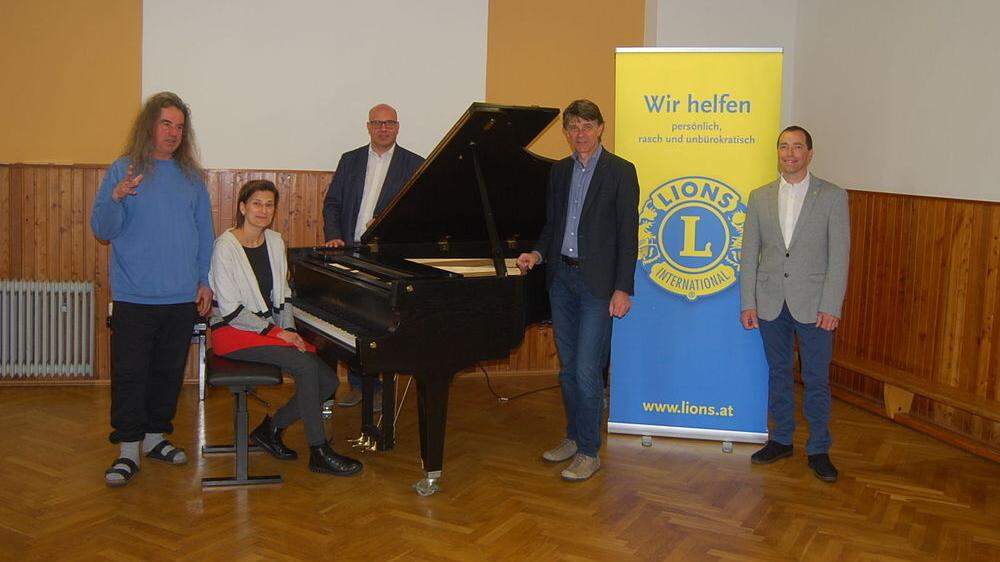 v.l.n.r.: Ferdinand Pregartner mit seiner Lebensgefährtin Olga Kous, Alfred Ornig, Günther Zweidick und Mihael Magdič