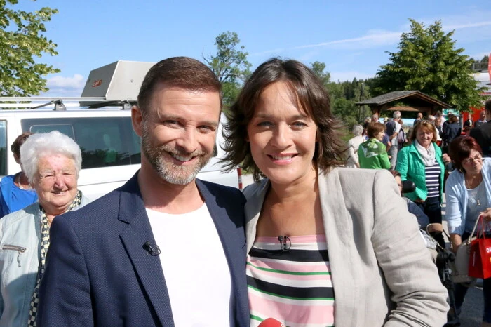 So konnte das bekannte Moderatoren-Duo Eva Pölzl und Marco Ventre (Foto) unter anderem die Schauspielerin Mercedes Echerer willkommen heißen. 