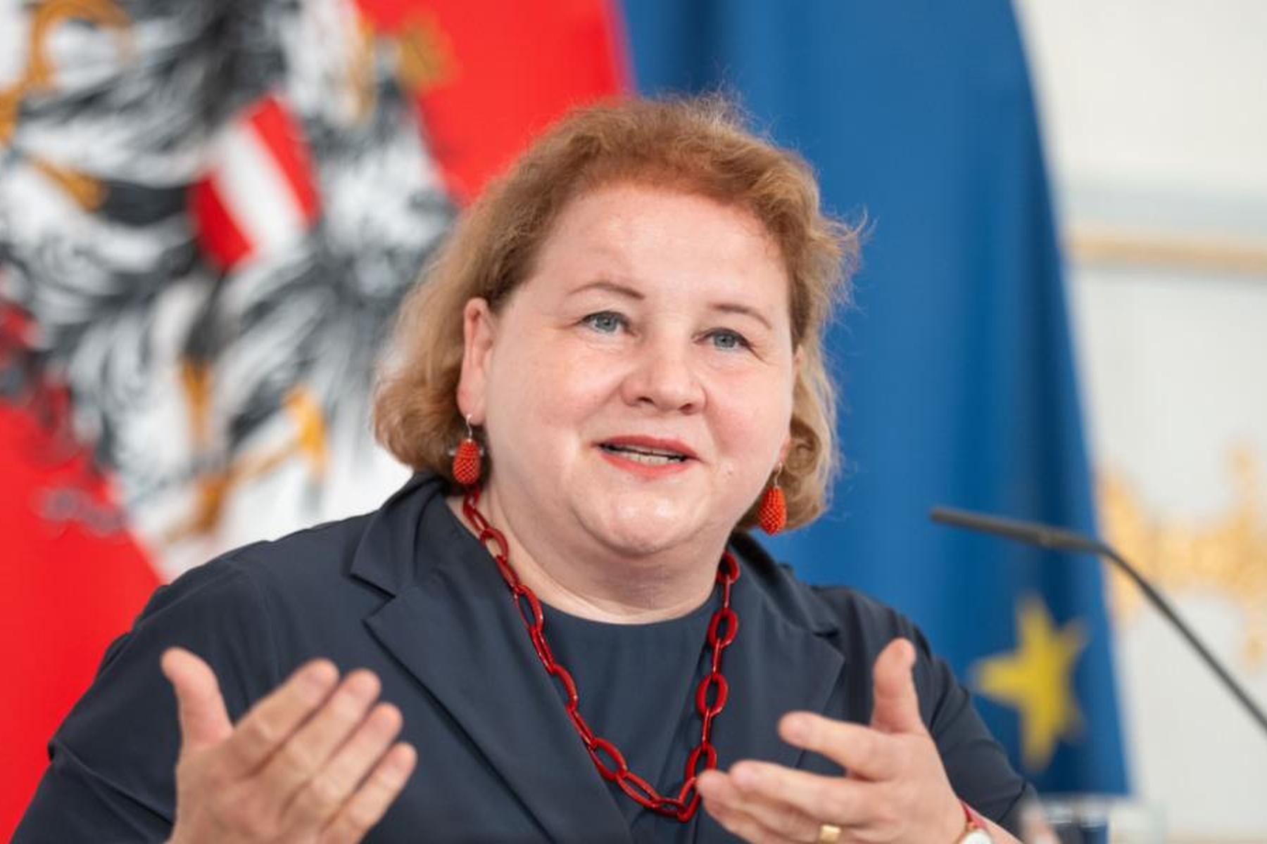 Teilzeit-Debatte: Ministerin Schumann fordert „Recht auf Anhebung der Stunden“