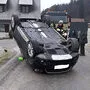 Die Lenkerin kam mit ihrem Auto in Kleinsemmering auf dem Dach zu liegen