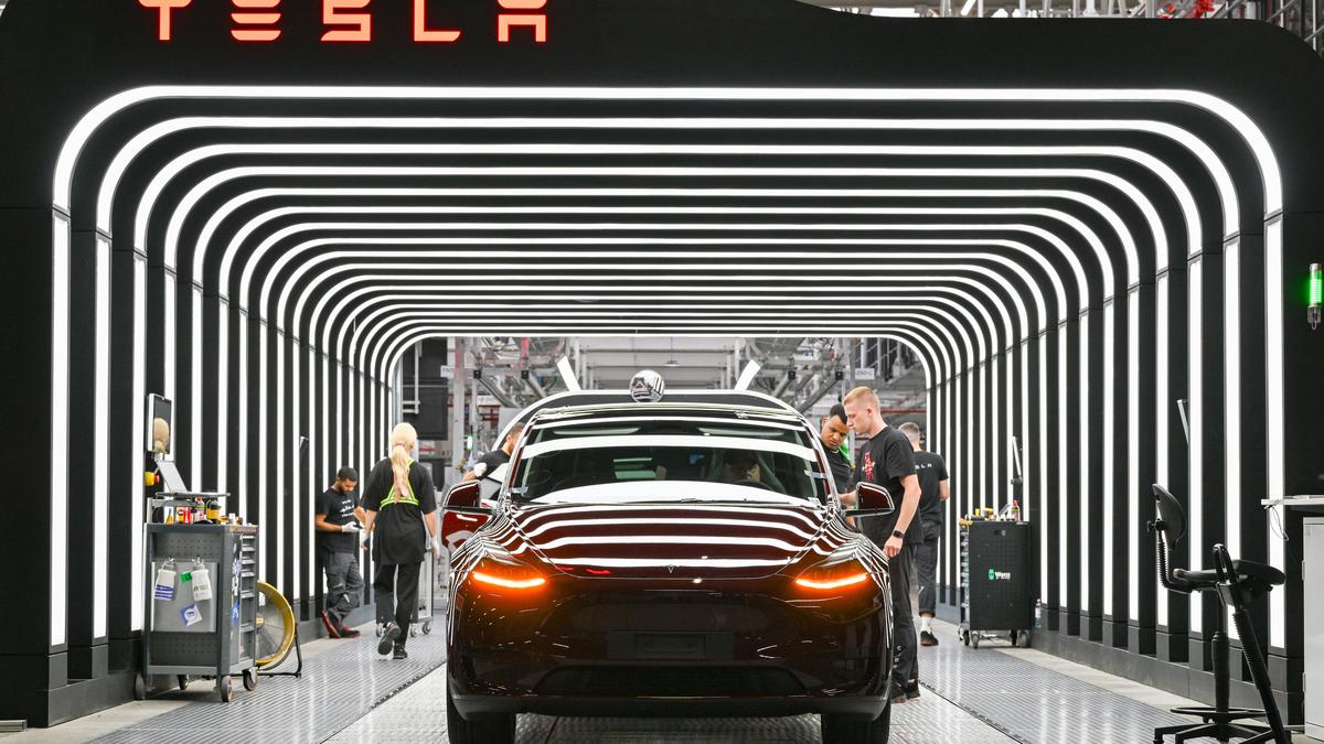 Das Tesla-Werk in Grünheide kämpft immer wieder mit Personalausfällen