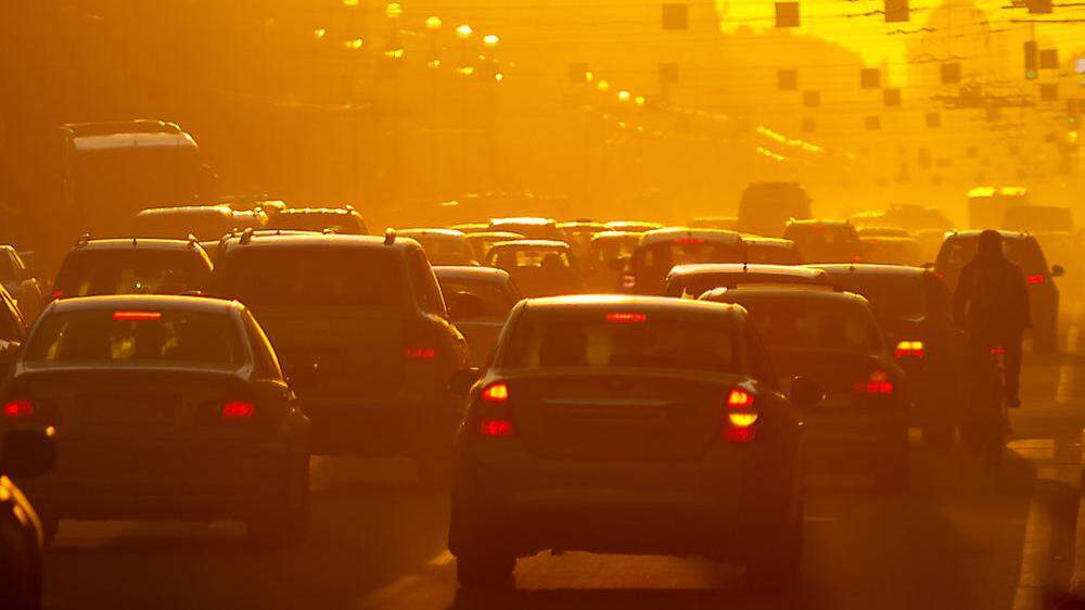 Der Verkehr trägt zu 30 Prozent zu den CO2-Emmissionen bei