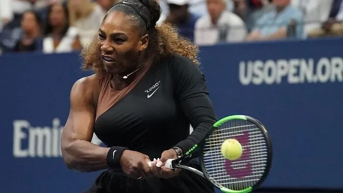 Die US-Amerikanerin Serena Williams führt das Ranking zum vierten Mal en suite an, diesmal mit einem geschätzten Jahreseinkommen von 29,2 Millionen Dollar (26,10 Mio. Euro).