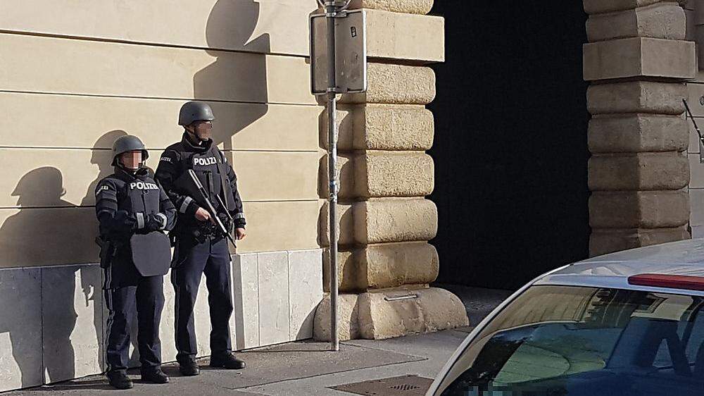 Montagfrüh: Polizeipräsenz in Graz
