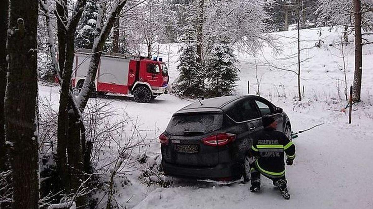 Die Feuerwehren hatten alle Hände voll zutun