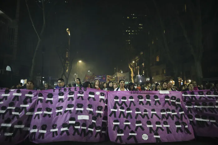 Klicken Sie sich durch die Bilder von der Protesten.