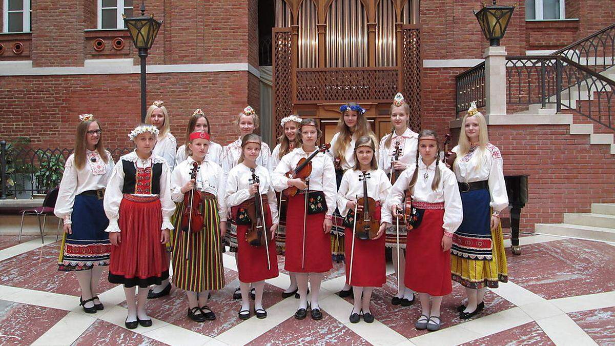 Unter den Gästen des Konzerts am 1. Juli in Riegersburg ist auch die Volksmusikgruppe Pillipiigrad aus Estland