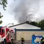Am Donnerstagabend fing ein Reifenlager Feuer