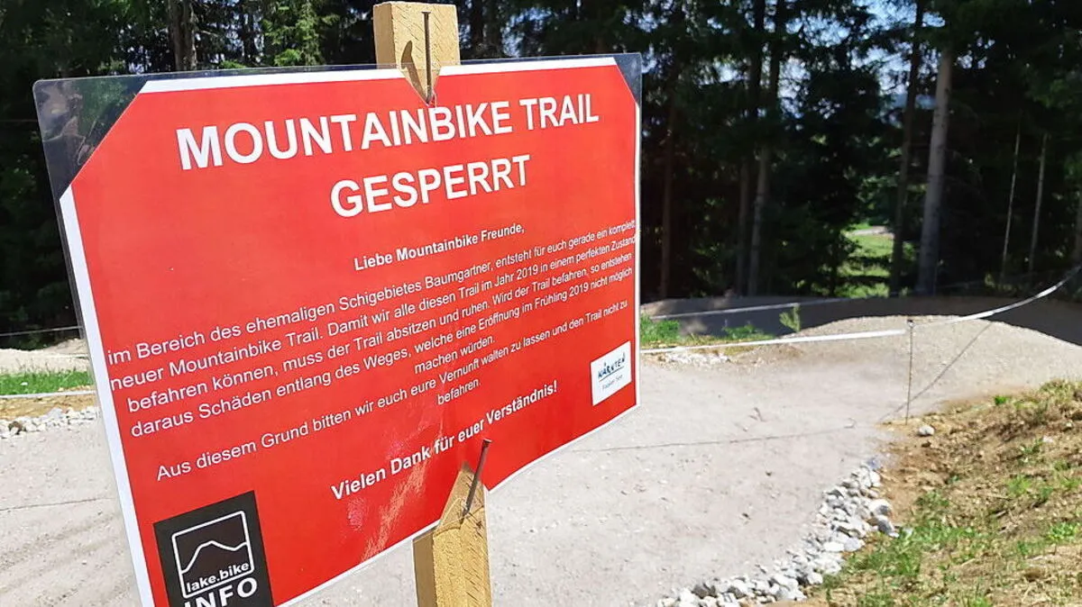 Aktuell ist der Weg mit einem Elektrozaun abgesichert