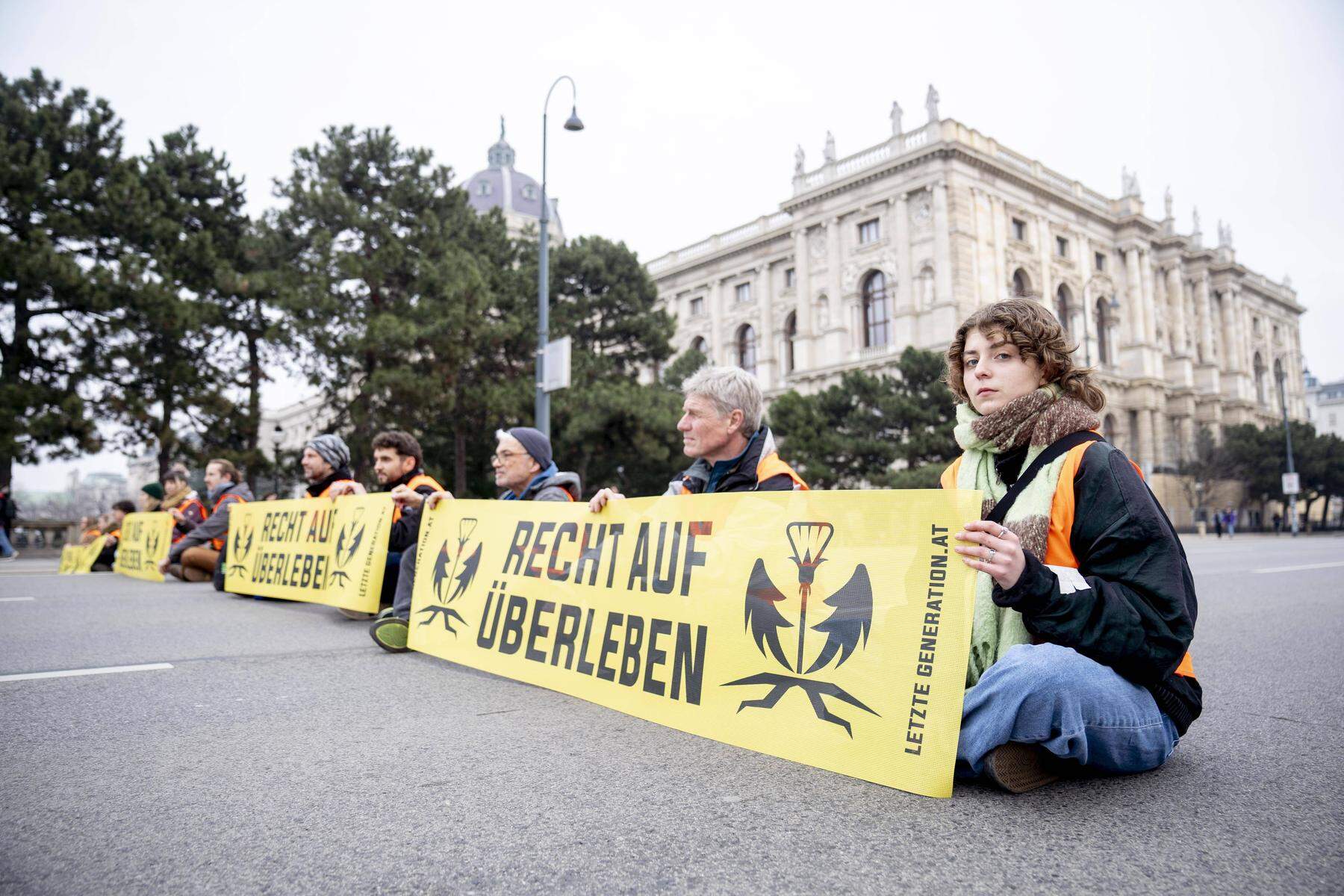 Klagsdrohungen: TU Graz wirft „Letzter Generation“ Besitzstörung und Sachbeschädigung vor