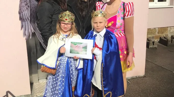 Am Samstag fand bei traumhaftem Wetter der Faschingsumzug in Wartberg statt. Über 30 Gruppen waren dabei, einige Tausend Besucher ließen sich dieses Event nicht entgehen. Die teilnehmenden Gruppen kamen dabei aus Kindberg, Langenwang, Krieglach, Freßnitz und Mürzzuschlag.