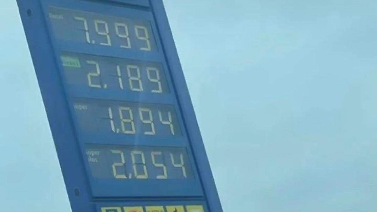 Schock! Fast acht Euro für einen Liter Diesel - ein Fehler der Zentrale