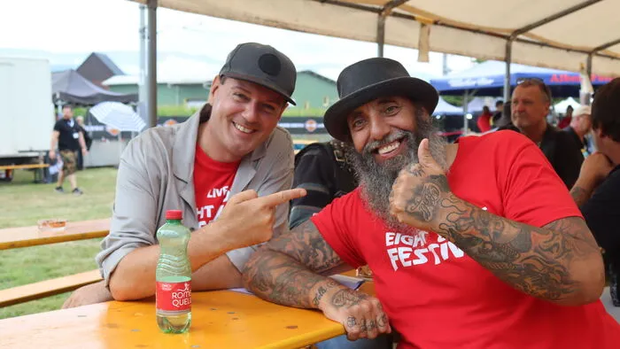 Moderator Tommy Schmid und Organisator Muno (Klaus Weinlinger) konnten an die 700 Gäste im Laufe des Tages begrüßen. 