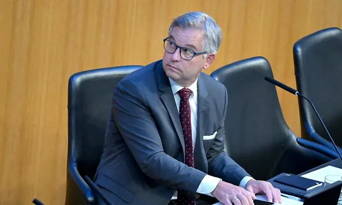 Finanzminister Magnus Brunner (ÖVP) im Rahmen einer Sitzung des Nationalrates am Mittwoch, 18. September 2024, im Parlament in Wien.