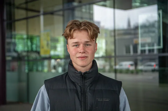 Quinten Brunner, 18 Jahre, Graz: "Ich freue mich schon darauf, mit meinen Freunden gemeinsam einkaufen zu gehen, durch die Stadt zu flanieren. Am meisten vermisst habe ich es aber, mit meinen Freunden ganz einfach ein Bier trinken zu gehen. Auch wenn schon früh Sperrstunde sein wird, ist das auf jeden Fall besser als jetzt."