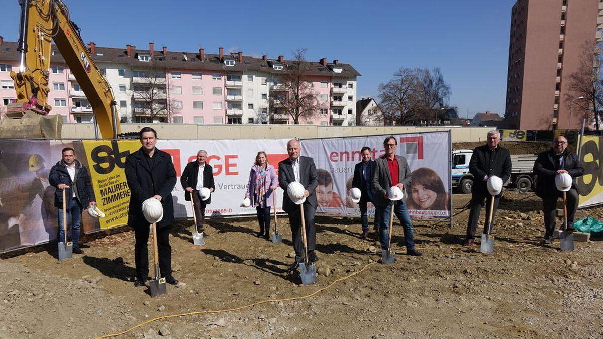 Spatenstich für die neuen siebenstöckigen Wohngebäude im Herzen von Weiz