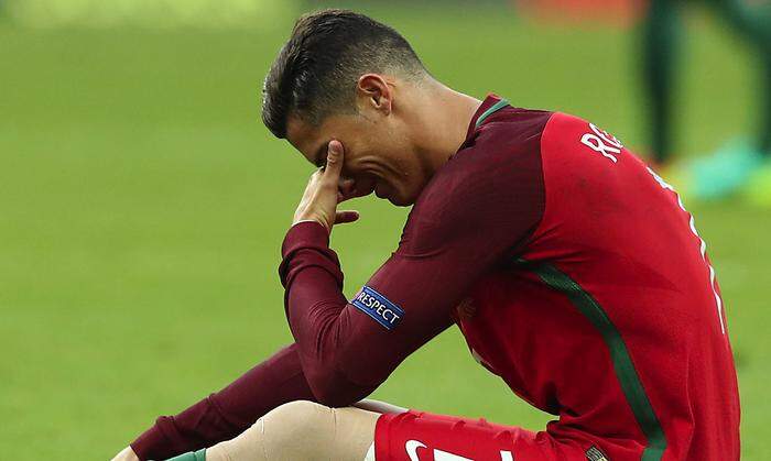 Nach 25. Minuten war das EM-Finale für Ronaldo vorbei.