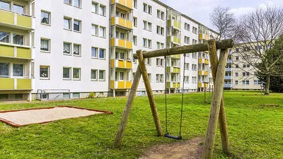 Unter der Oberfläche intakter Wohnanlagen steckt oft ein komplexes Paralleluniversum aus Geld und Gesetzen	FOTOLIA
