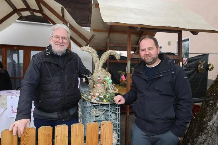 Gemeindesekretär Werner Dohr (links) und Obmann Bürgermeister Thomas Seelaus (rechts) vom Verein VED-P (Verein zur Erhaltung des Dorflebens Preitenegg).