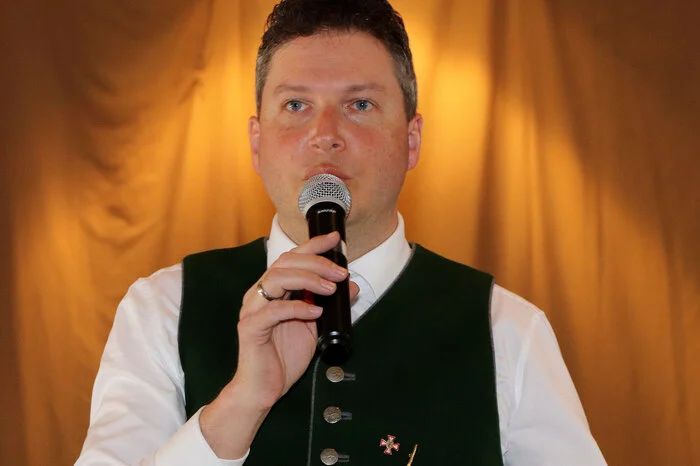Obmann Johannes Dörfler begrüßte die zahlreichen Gäste.