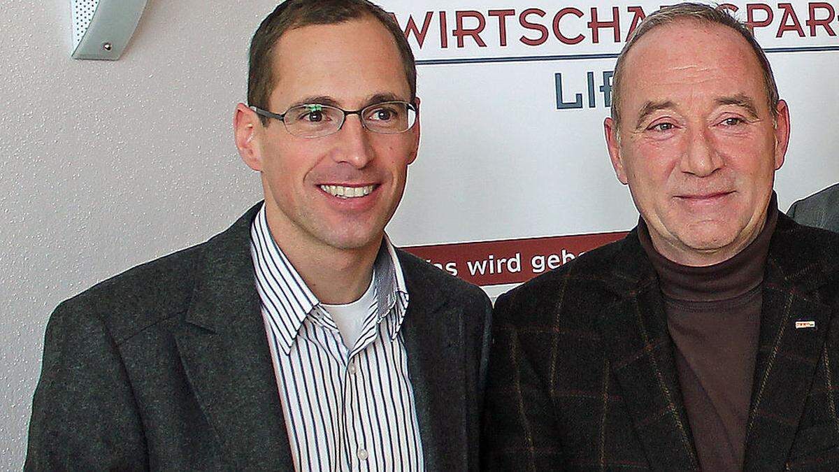 Helge Röder (AMS) und Helmut Blaser (WK) plädieren für die Verbesserung der Standortfaktoren	