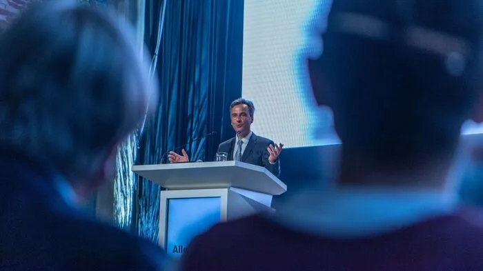 Siegfried Nagl setzte beim Stadtparteitag vor den rund 700 Gästen in den Kasematten voll auf den Bürgermeister-Bonus.