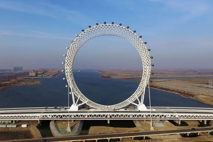 Eine Runde in dem Riesenrad dauert rund 30 Minuten.