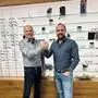 Vater übergab an Sohn: Lorenz und Markus Spielhofer in ihrem Gleisdorfer Geschäft „Optik Spielhofer“