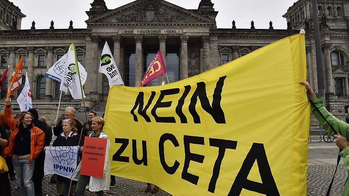 Bis zuletzt gab es Proteste gegen das geplante Abkommen Ceta