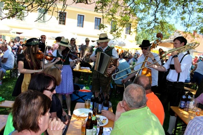 Die Musikgruppe "Steirische Mischung" sorgte für gute Stimmung.