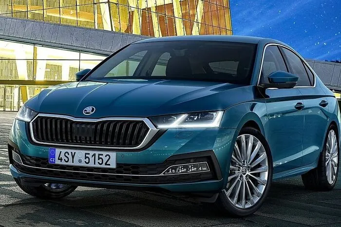 Warum hier zuerst vom Hinterlader die Rede ist? Er ist nicht weniger als der meistverkaufte Kombi Europas und bekommt deshalb zum ersten Mal in der Startaufstellung den Vorzug vor der Limousine.