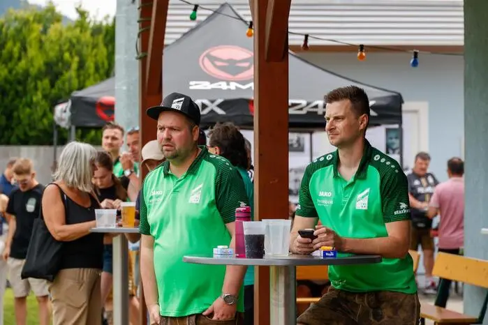 Um 14.30 Uhr traf die Kampfmannschaft 2 im Saisonfinale der 1. Klasse Murtal gegen Oberzeiring an.