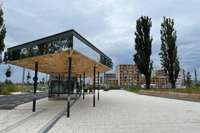 Der Kiosk hatte schon einen Betreiber, der warf aber wegen Personalmangel das Handtuch, eher er aufsperrte.