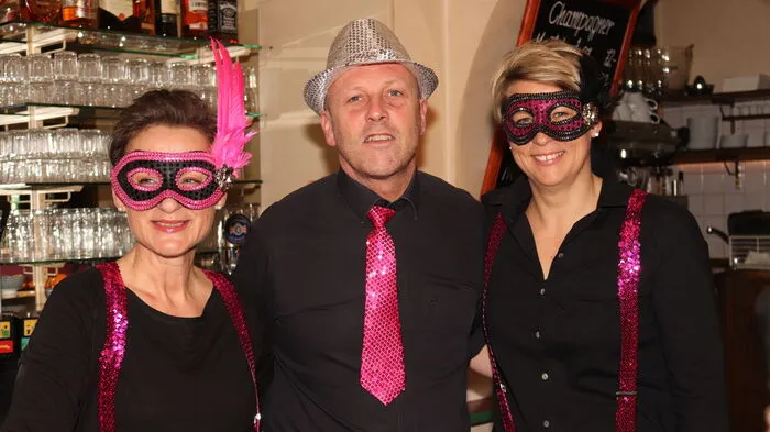 Hoch her ging es beim Faschingstreiben auf dem Ligister Marktplatz und in den Lokalen ringsum