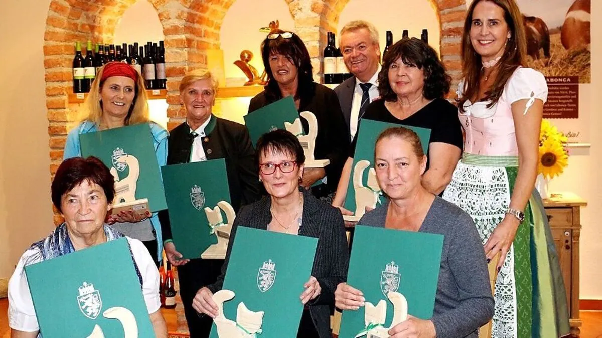 Die Preisträgerinnen des Landestierschutzpreises 2017