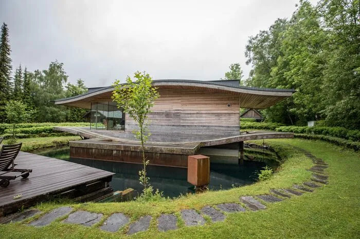 Weissenseer hat in dieses Haus, das für ihn gleichzeitig ein Forschungsprojekt ist, rund 1,5 Millionen Euro investiert.