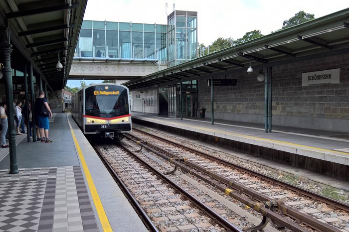 Die U4-Station Schönbrunn