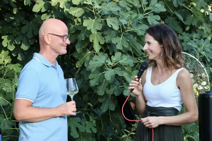 Hansi Koller vom Kürbishof Koller präsentierte den St. Anna Sauvignon Blanc anhand Anekdoten aus vergangenen Tagen.