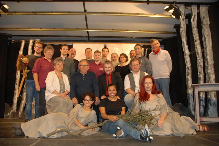Das Ensemble von Theater in Hatzendorf