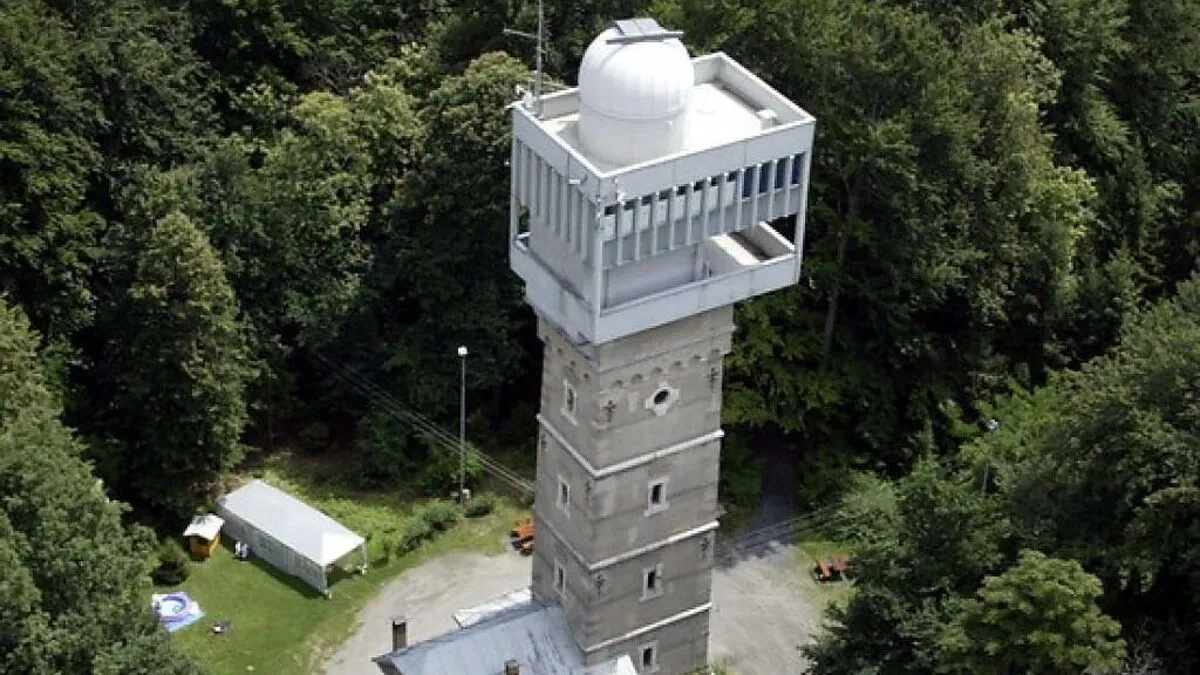 Sternführungen gibt es noch bis Ende Oktober, donnerstags und samstags ab 19 Uhr. Aktuelle Infos unter:  www.avk.at 