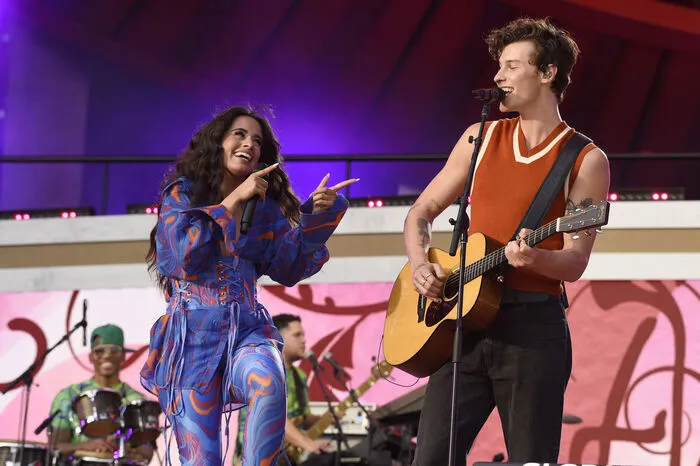 Camilla Cabello und Shawn Mendes im Central Park New York.