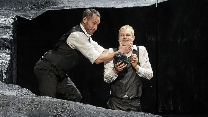Kyle Ketelsen und Phiippe Sly als Giovanni und Leporello