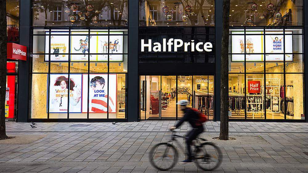Erste HalfPrice Filiale in Wien eröffnet