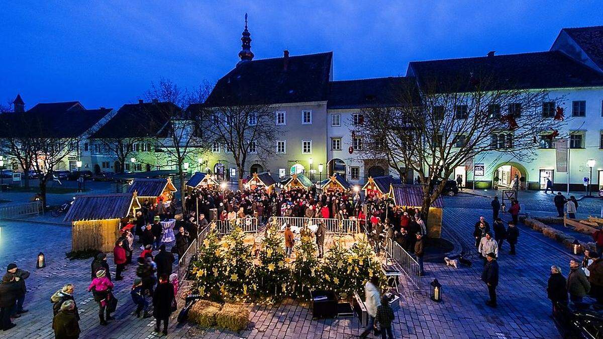 Das Adventdorf in Bad Radkersburg wird auch heuer den Hauptplatz erleuchten