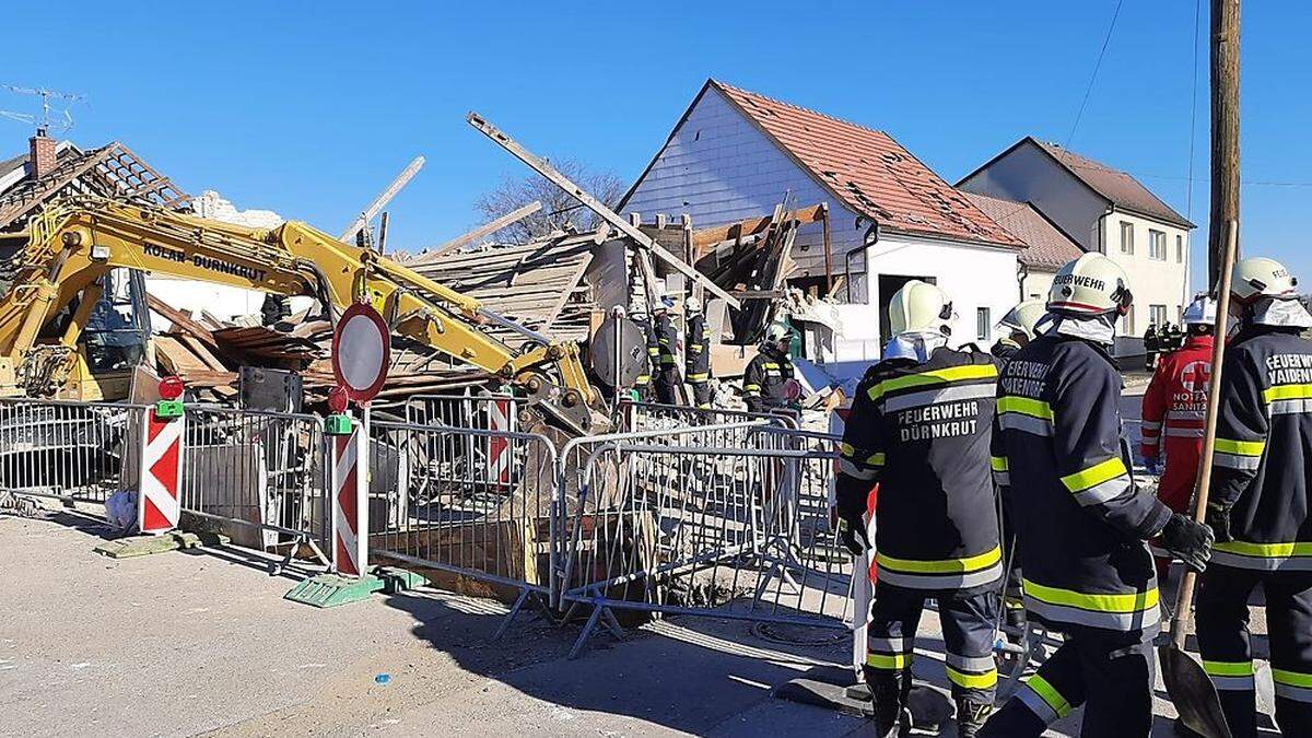 Das Haus ist nur noch ein Trümmerhaufen